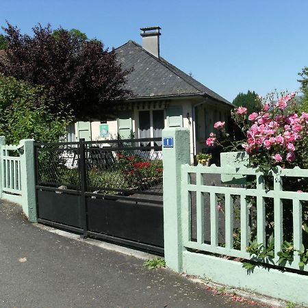 Chez Léontine Villa Vic-sur-Cère Exterior foto